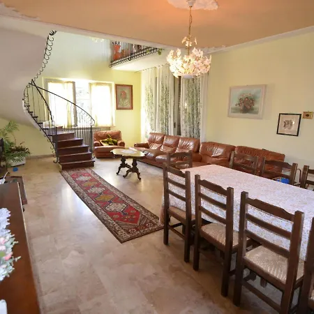 Вилла Boutique In With Pool *