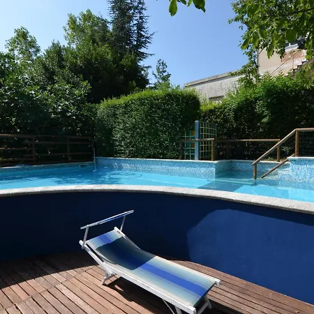 Вилла Boutique In With Pool *